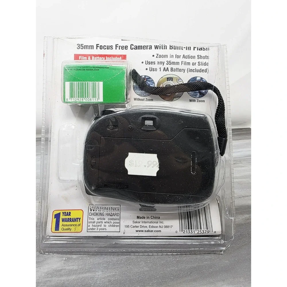 Camera Zoom Shot Sports Gear to Go 35 mm Zoom Shot Focus Free‎ Camera + Film